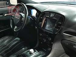 کرایسلەر 300